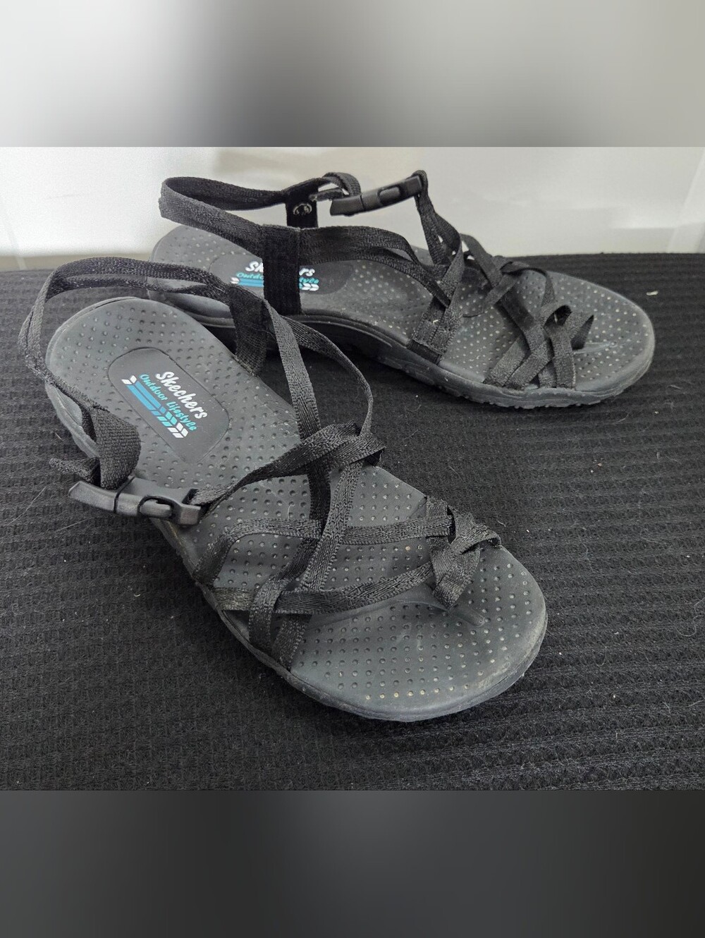 Sketchers Women Sandals 6.5